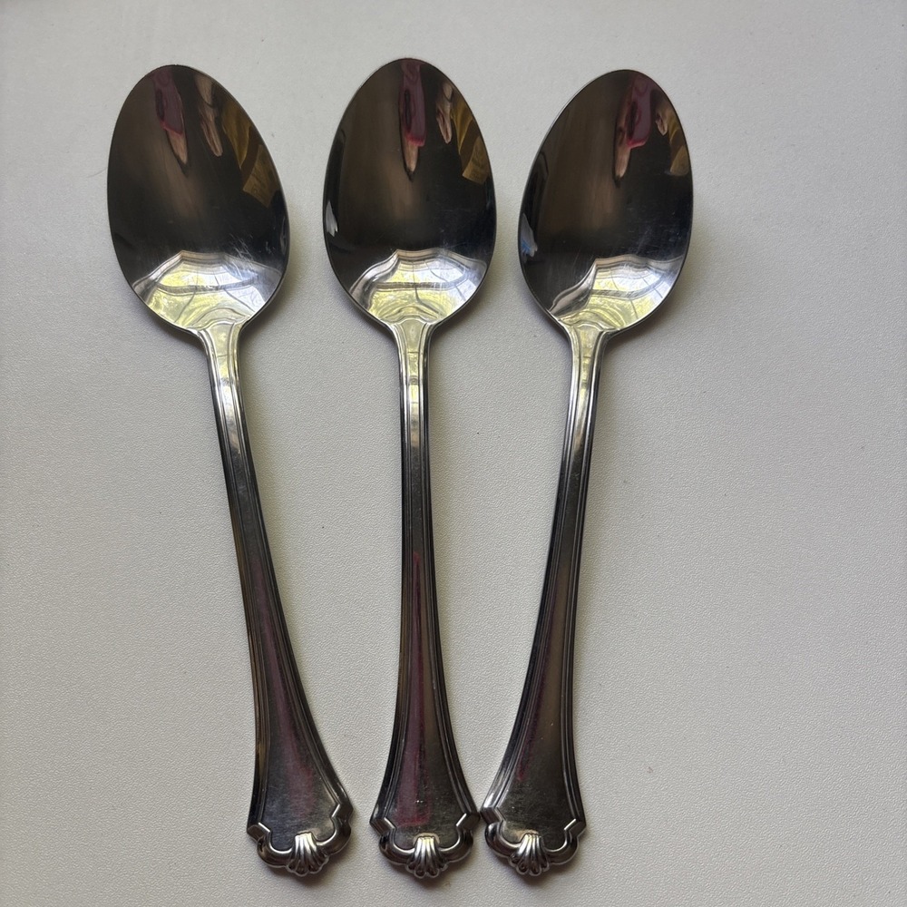 Set Of 3 Oneida USA Midtowne Oval Soup Spoons Stainless Steel Flatware 6 7/8"